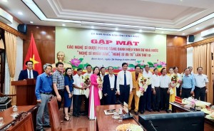 Uỷ ban nhân dân tỉnh Bình Định gặp mặt các nghệ sỹ được phong tặng danh hiệu vinh dự Nhà nước "Nghệ sỹ Nhân dân, Nghệ sỹ Ưu tú" lần thứ 10