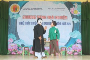 Nhà hát nghệ thuật truyền thống tỉnh tổ chức Chương trình giao lưu - trải nghiệm nghệ thuật truyền thống tại trường THCS thị trấn Tuy Phước